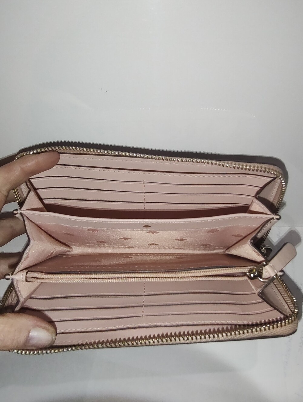 Kate Spade EUC++ Floral Long Zip Wallet (W39) - Picture 5 of 11